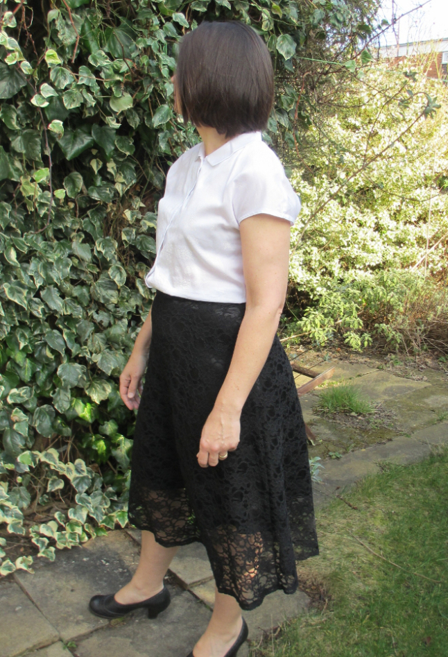 laceskirtside2